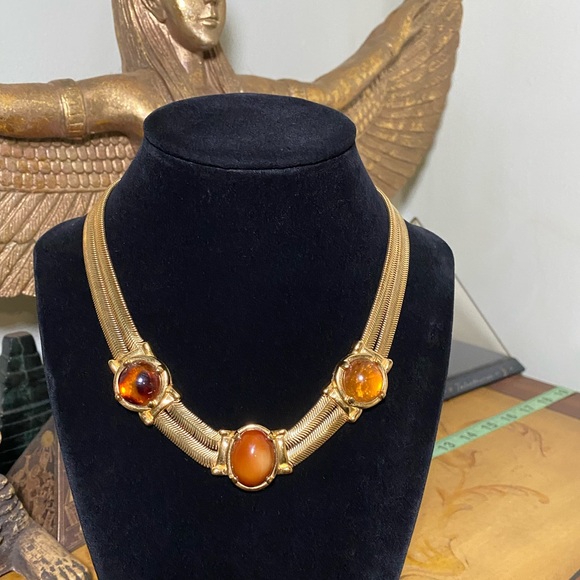 Vintage Monet Necklace - Picture 3 of 7